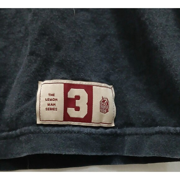 Lyrical Lemonade T-Shirt Aliens Are Real by Cole Bennett Black Size Medium Note - Picture 4 of 5